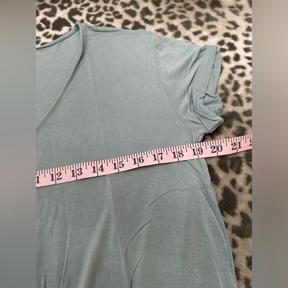 American Eagle Soft & Sexy Button Front Tie Knot T-Shirt in Washed Green Gray M - Picture 13 of 15